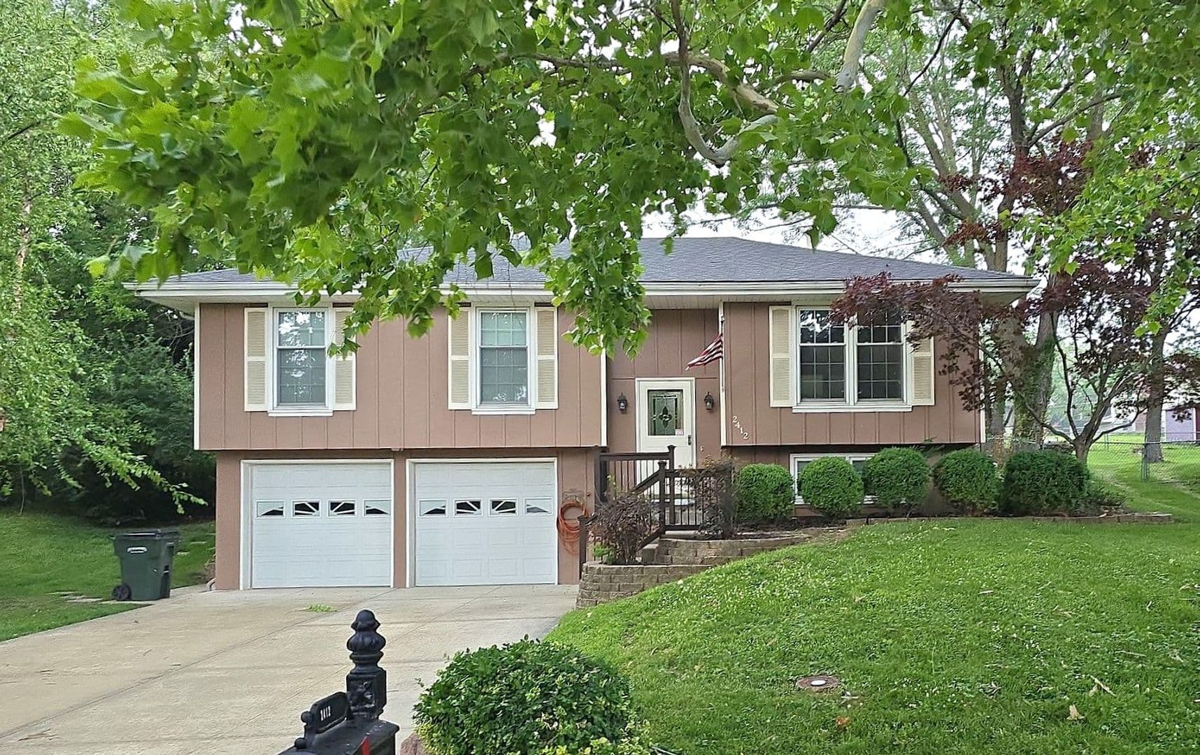 Leavenworth House: 2412 S. 16th Terrace
