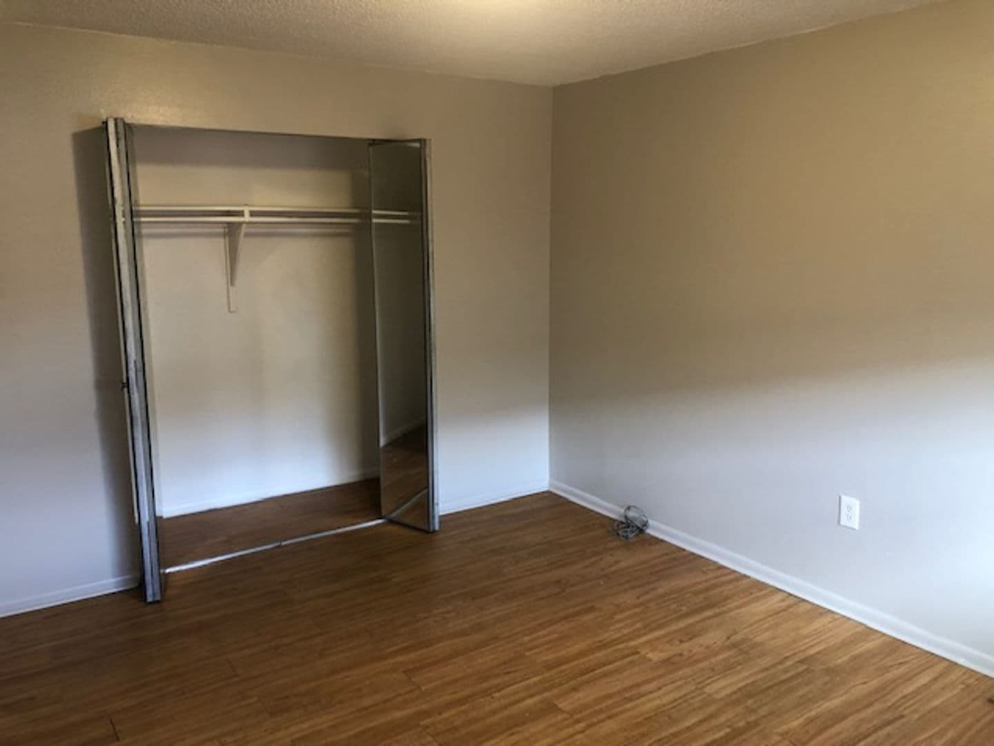 Aurora Apartment: 1588 Macon St #203