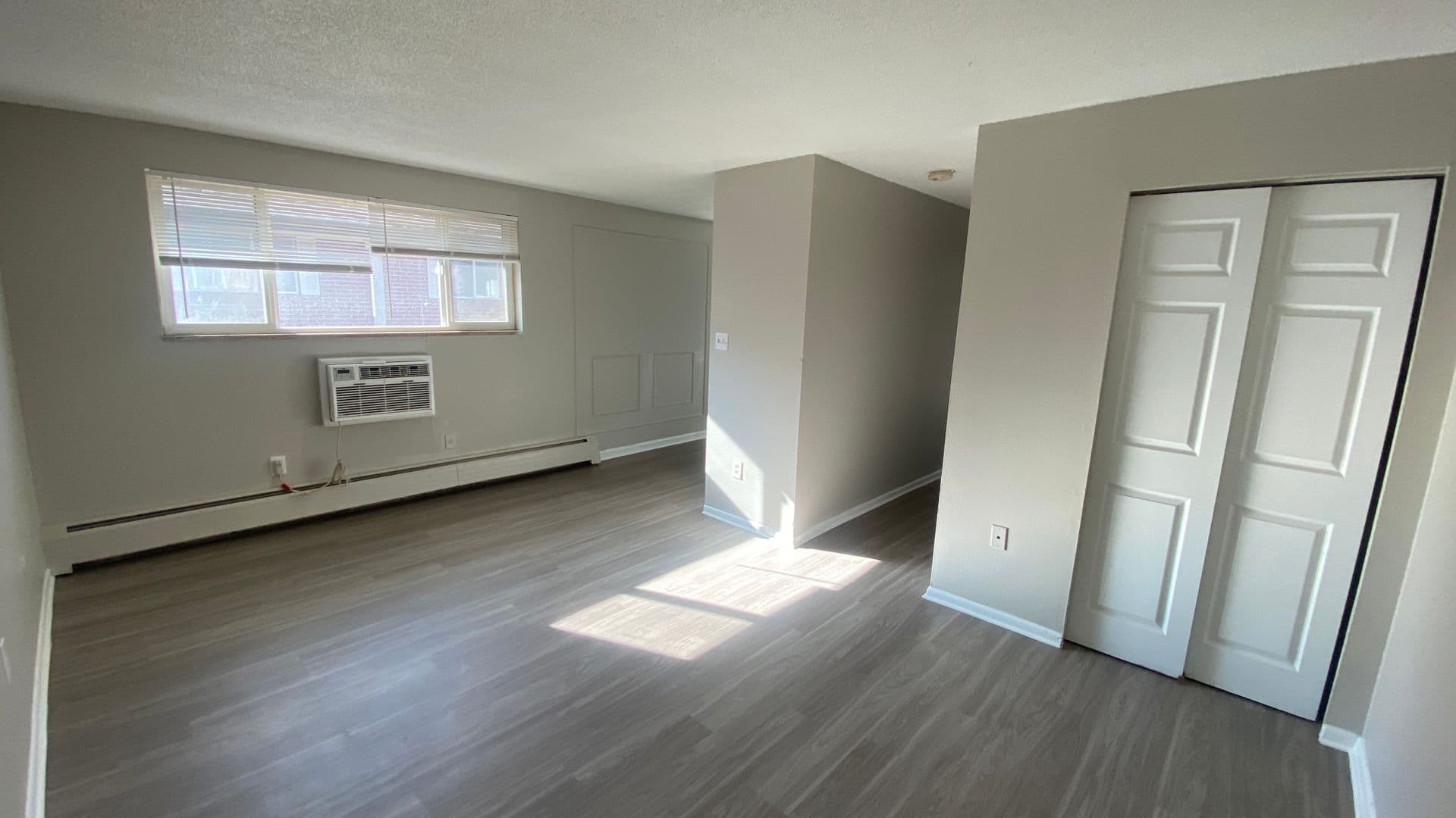Aurora Apartment: 1588 Macon St #201