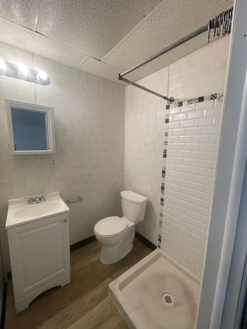 Golden Apartment: 1220 Washington Avenue  - #9