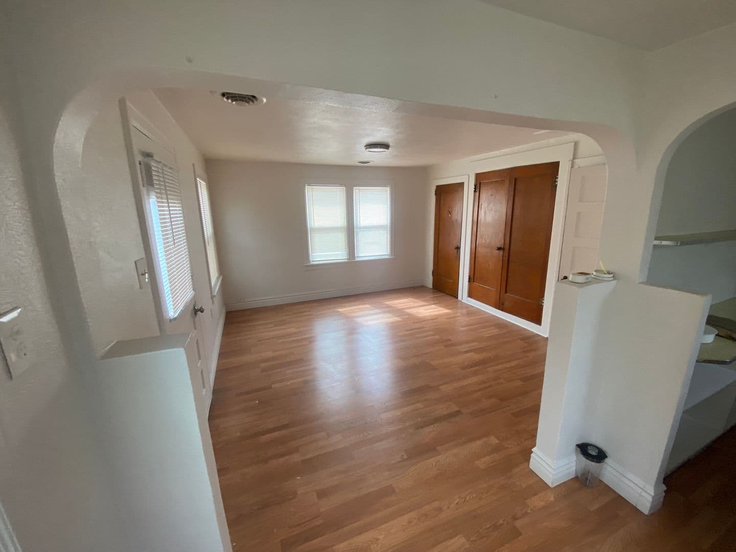 Englewood Apartment: 3965 South Broadway Blvd  #5