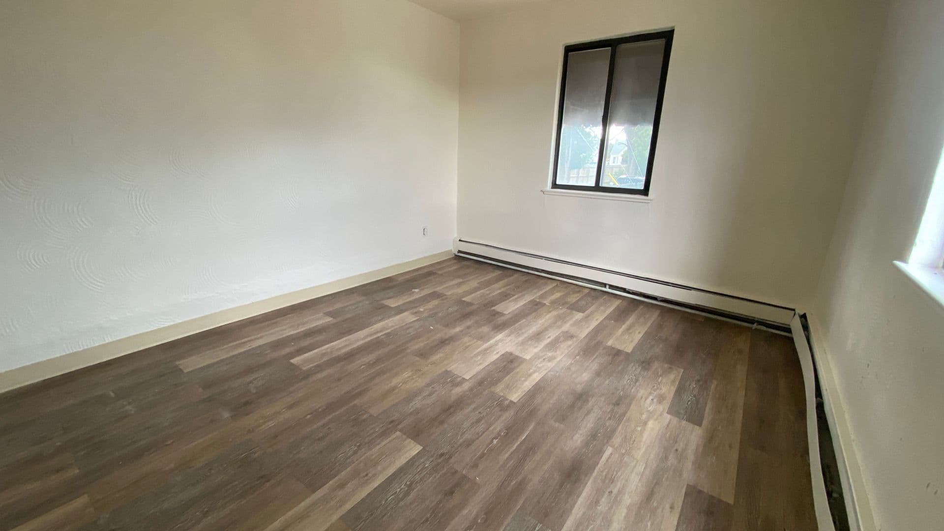 Aurora Apartment: 1457 Kenton St. #404