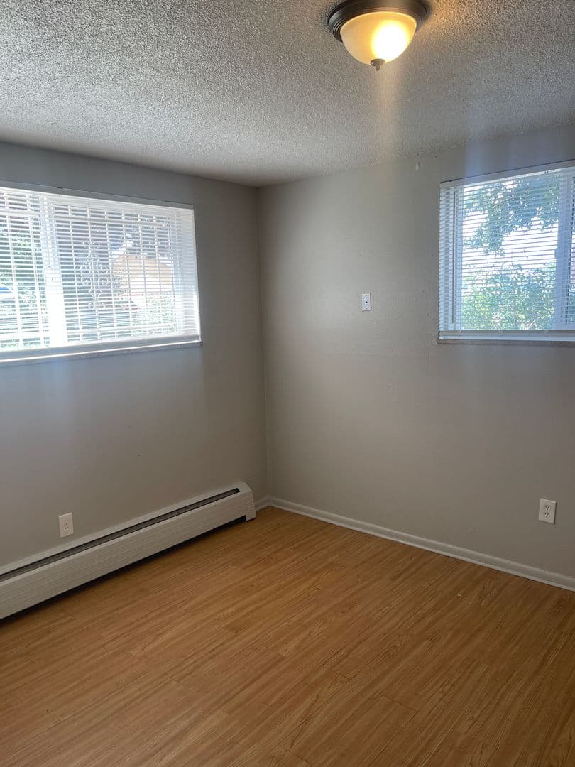Aurora Apartment: 1588 Macon St #101