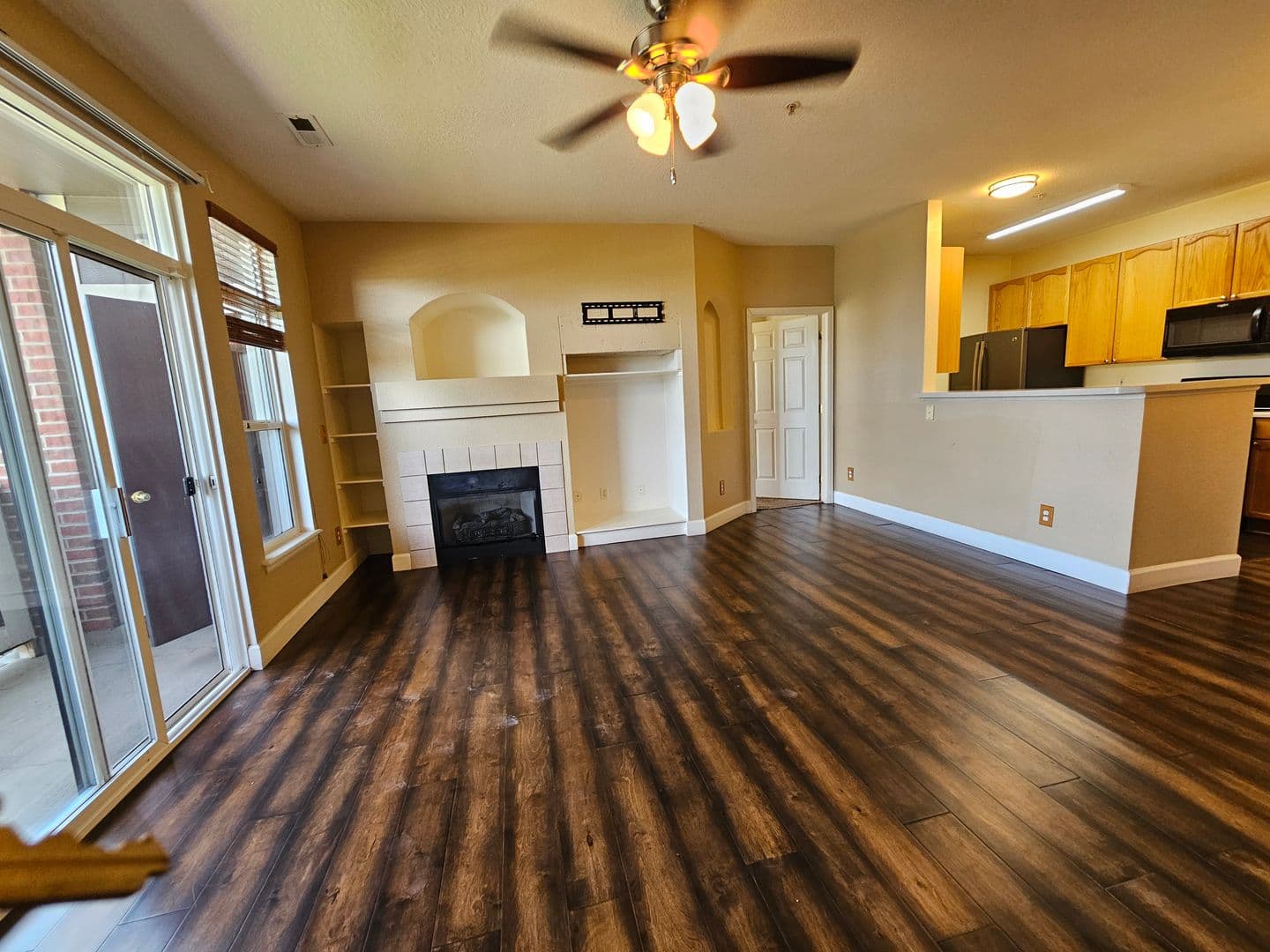 Aurora Condo: 14323 E 1st Dr #101