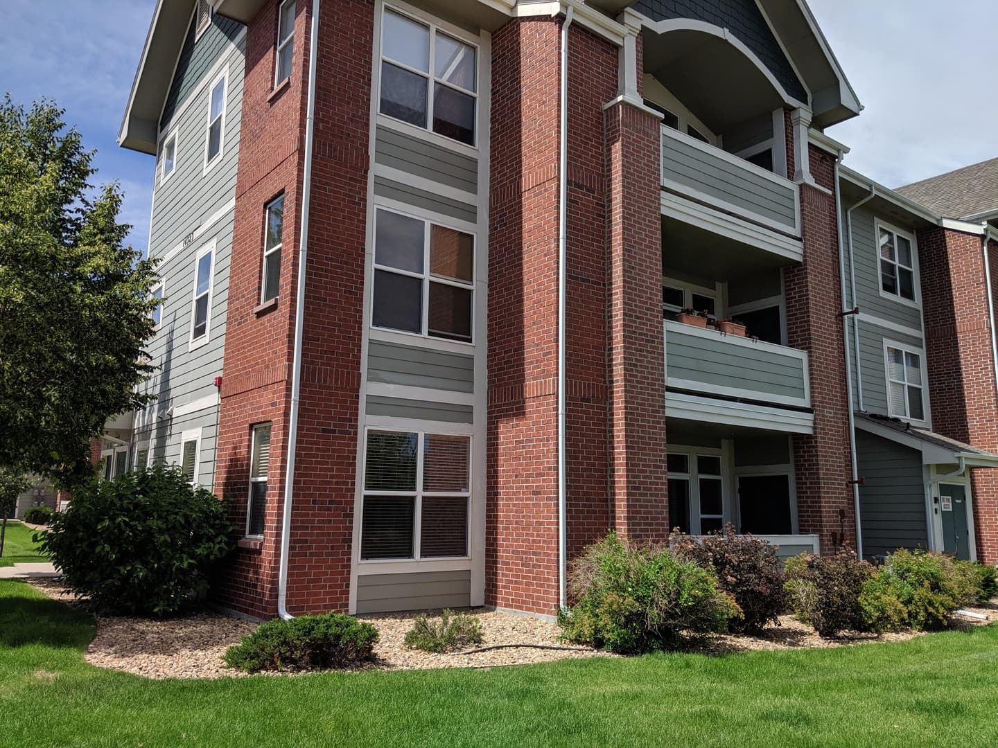Aurora Condo: 14323 E 1st Dr #101