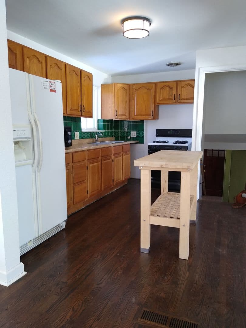 Denver House: 2128 Hooker St.