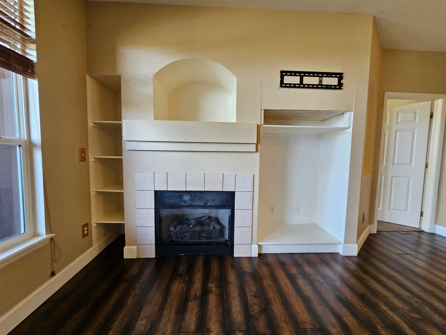 Aurora Condo: 14323 E 1st Dr #101