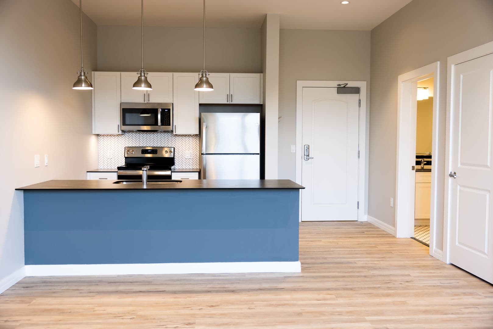 Erie Apartment: 16 West 5th Street
