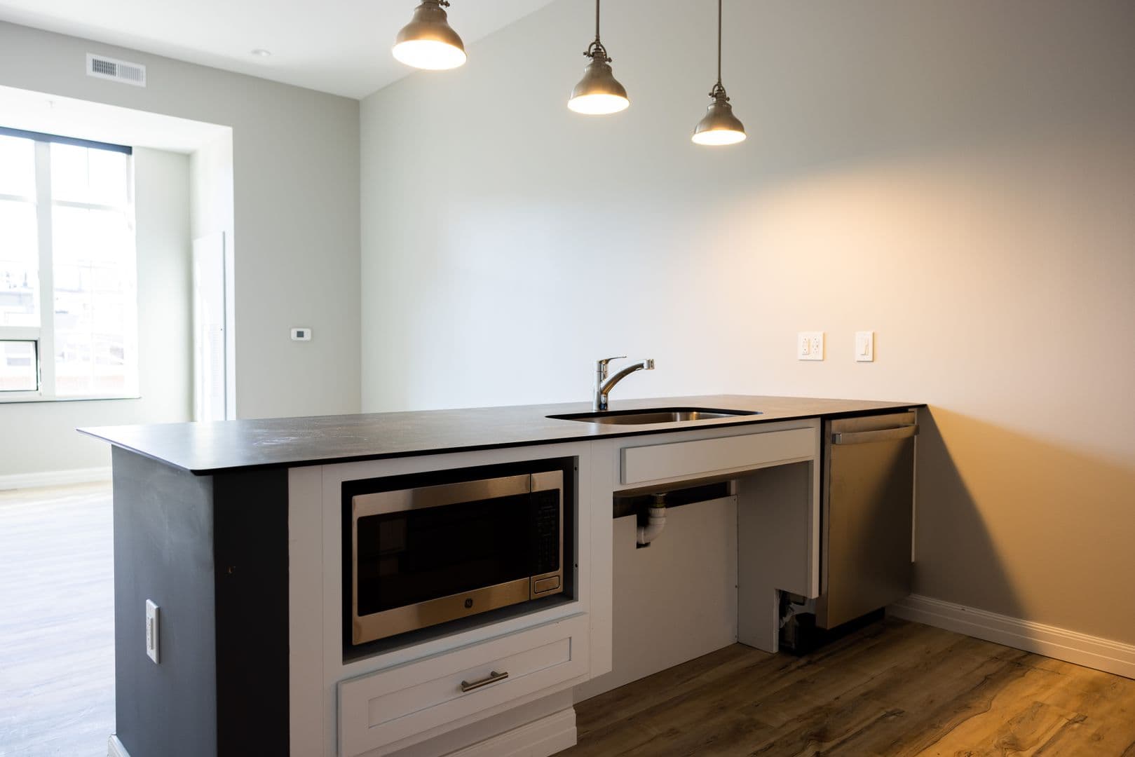 Erie Apartment: 16 West 5th Street