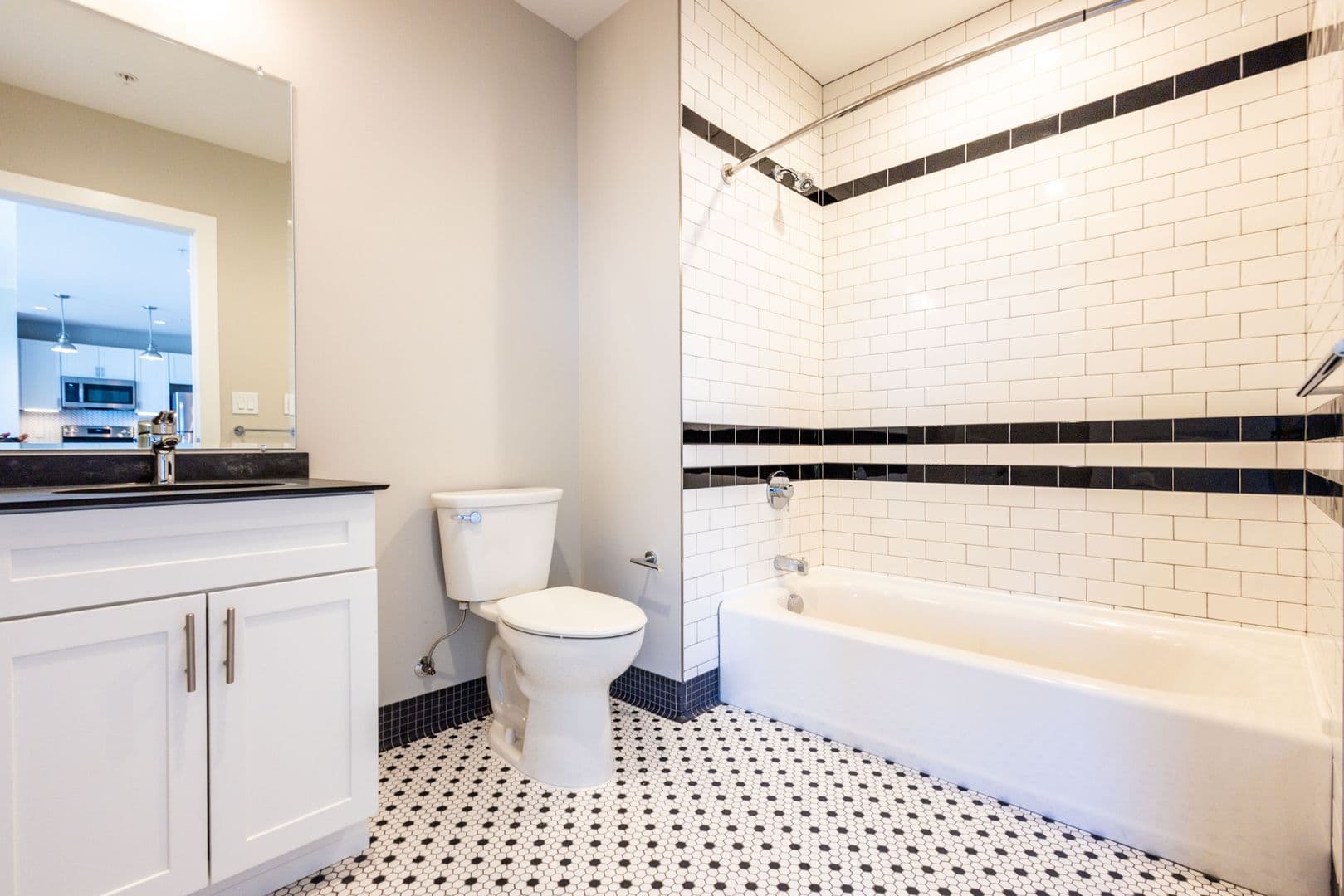 Erie Apartment: 22 West 5th Street