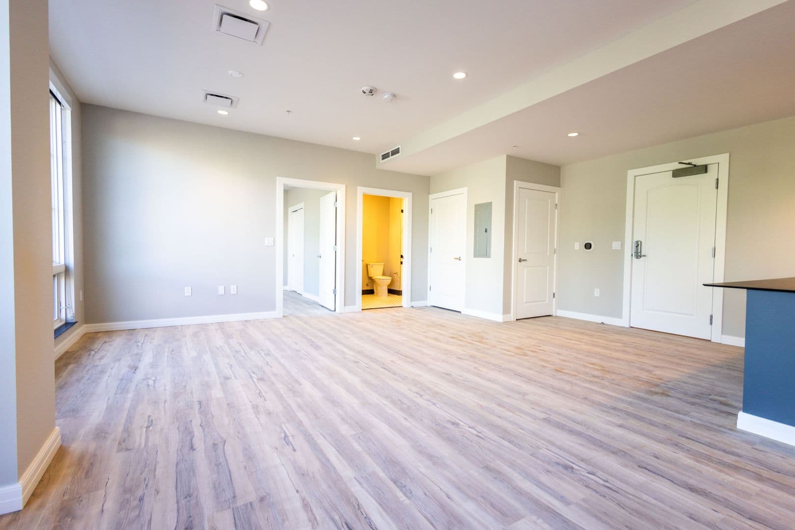 Erie Apartment: 22 West 5th Street