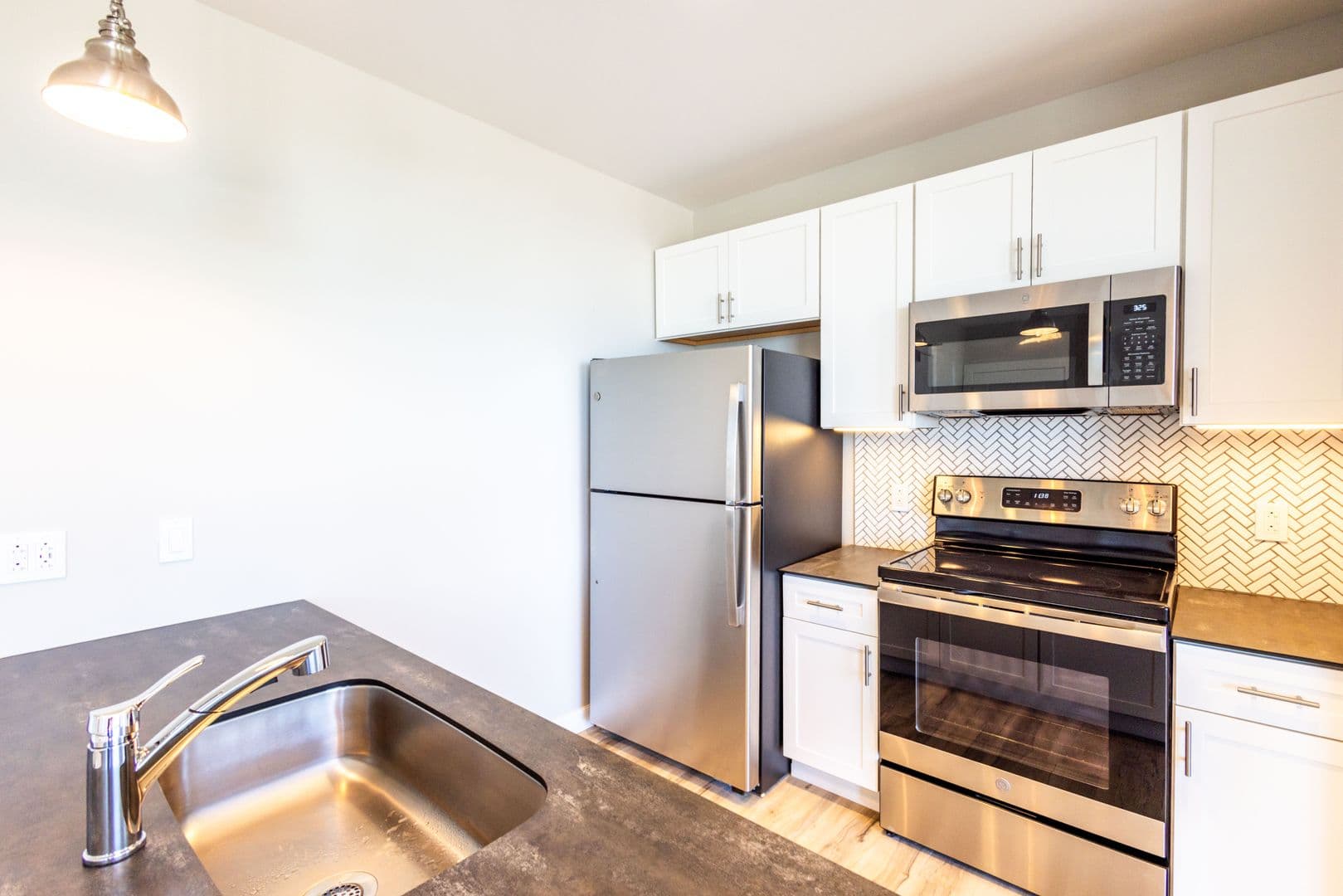 Erie Apartment: 22 West 5th Street