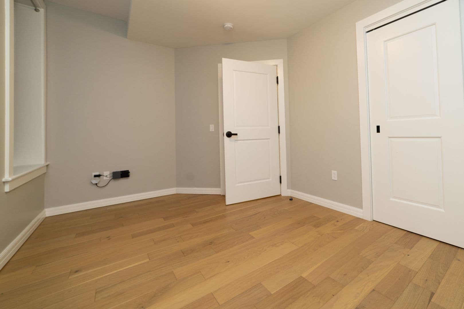 Erie Apartment: 32 North Park Row