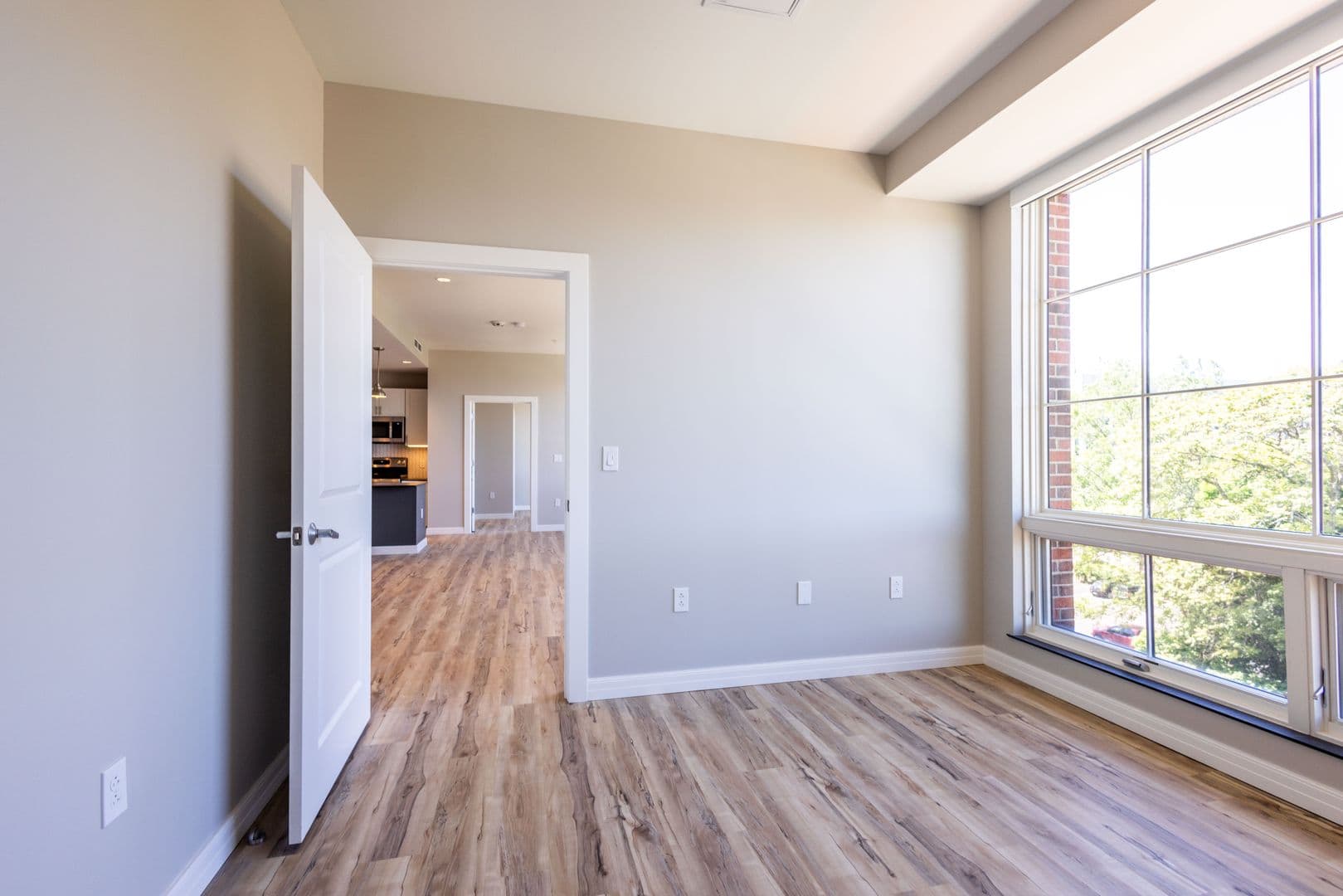 Erie Apartment: 22 West 5th Street