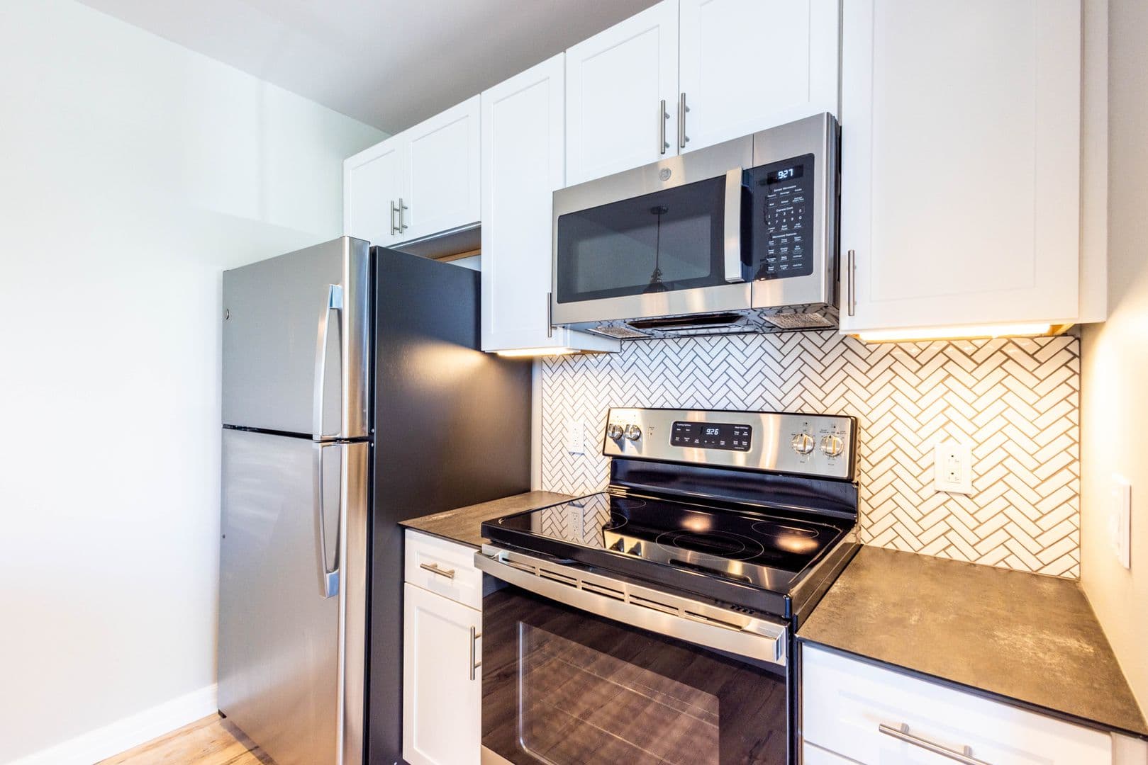 Erie Apartment: 22 West 5th Street