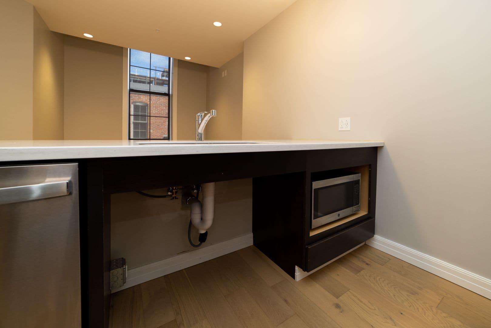 Erie Apartment: 32 North Park Row