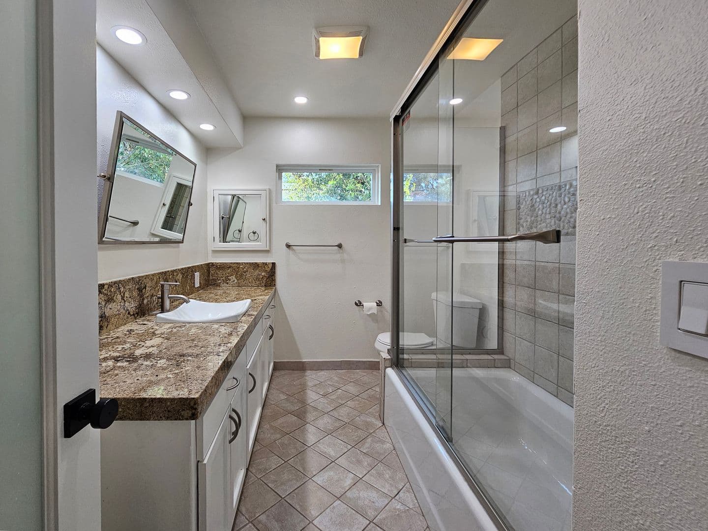 Woodland Hills House: 4559 Don Pio Dr