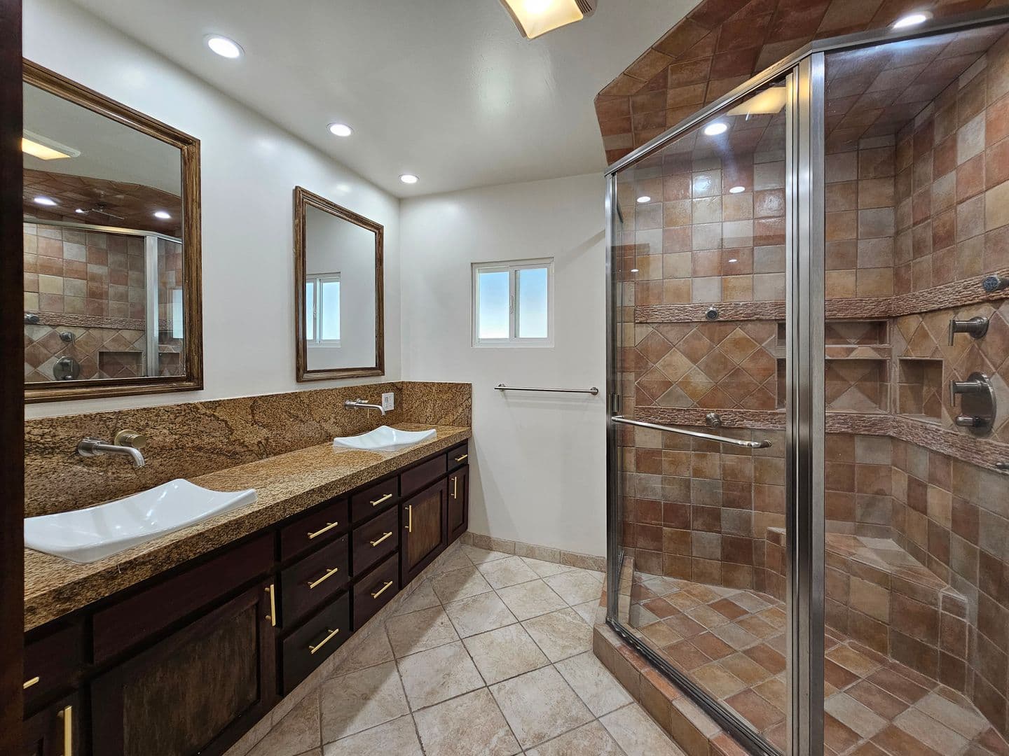 Woodland Hills House: 4559 Don Pio Dr