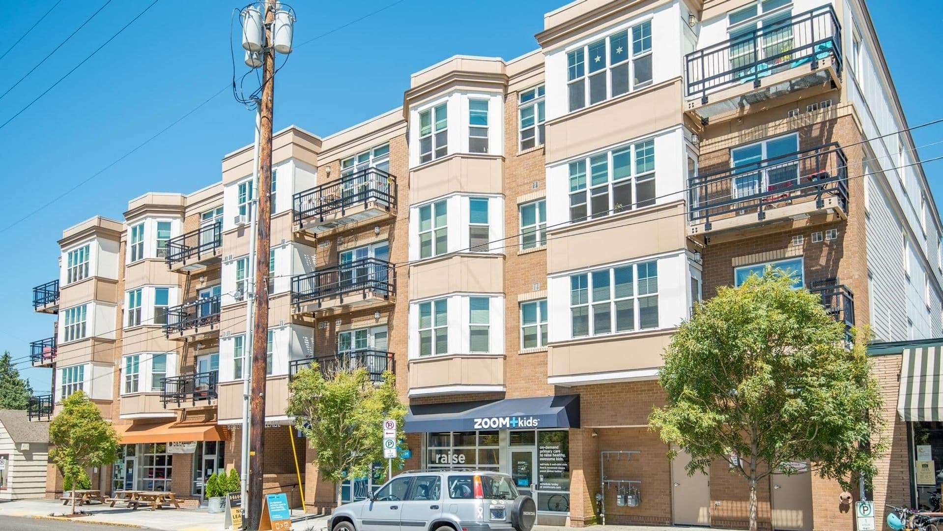 Portland Apartment: 4429 NE Fremont St