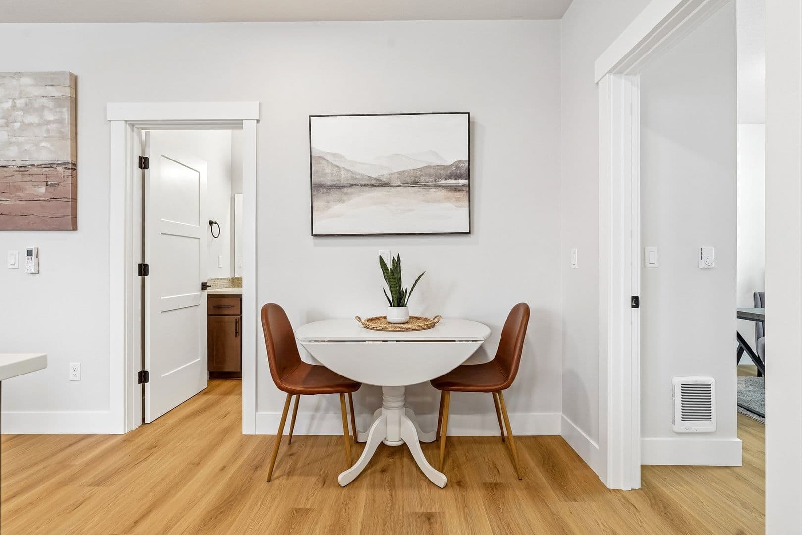 Portland Apartment: 4381 NE Prescott Street