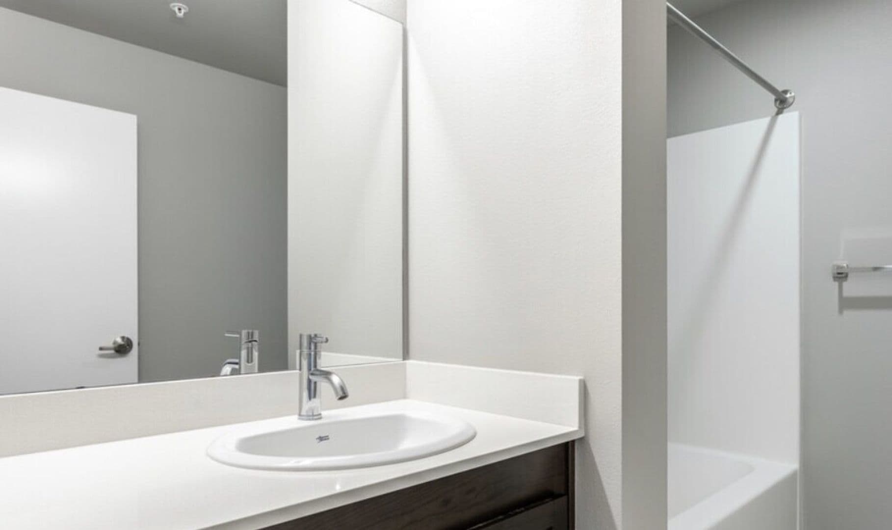 Beaverton Apartment: 4725 SW Lombard Ave