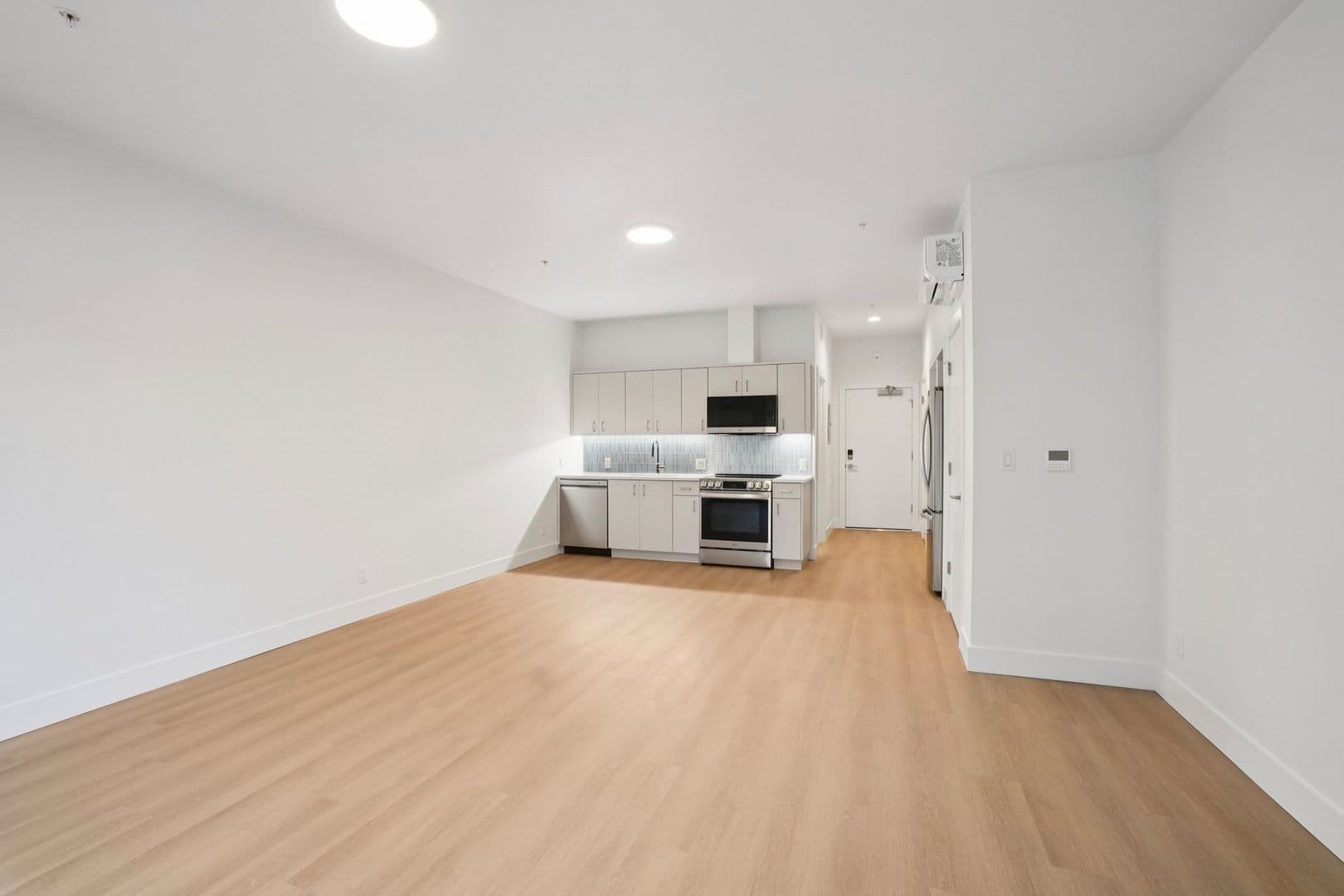 Beaverton Apartment: 4920 SW Pacific Ave