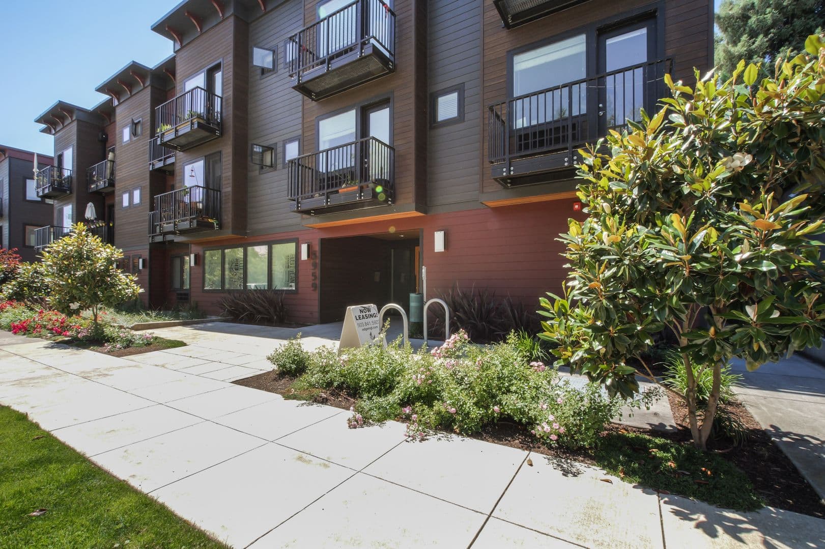 Portland Apartment: 5959 S Virginia Ave