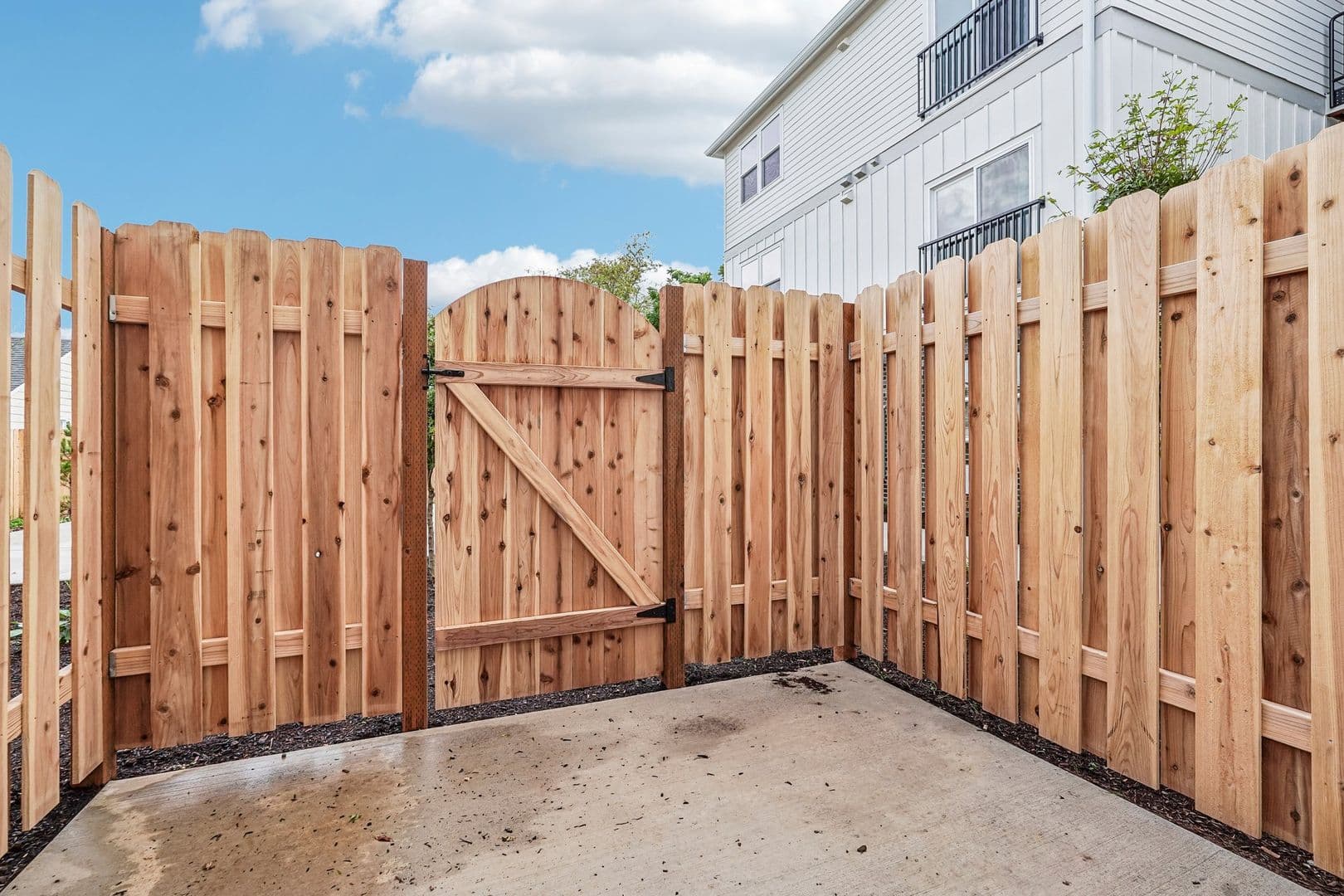 Portland Apartment: 4381 NE Prescott Street