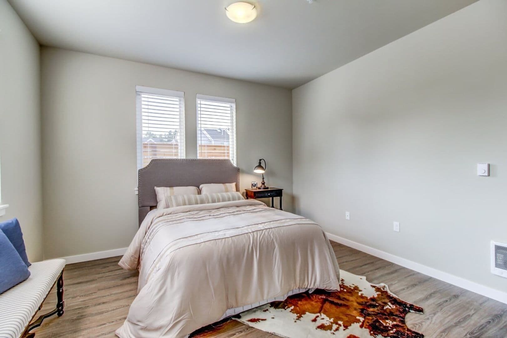 Hillsboro Apartment: 399 NE 79th Ave