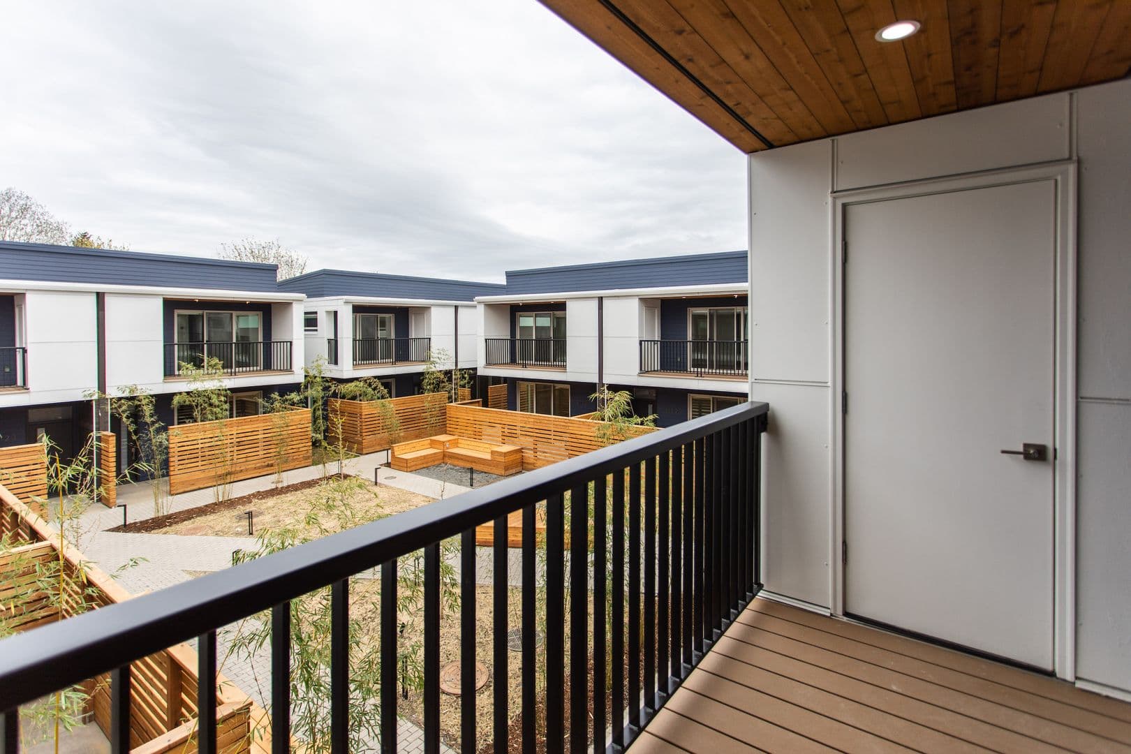 Portland Apartment: 5115 E Burnside Street