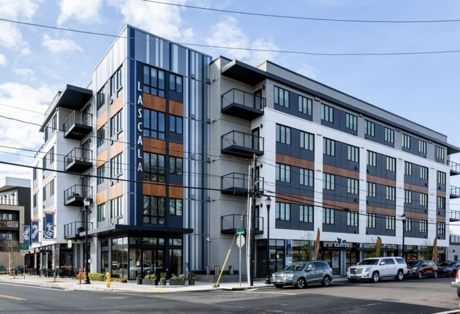 Beaverton Apartment: 4725 SW Lombard Ave