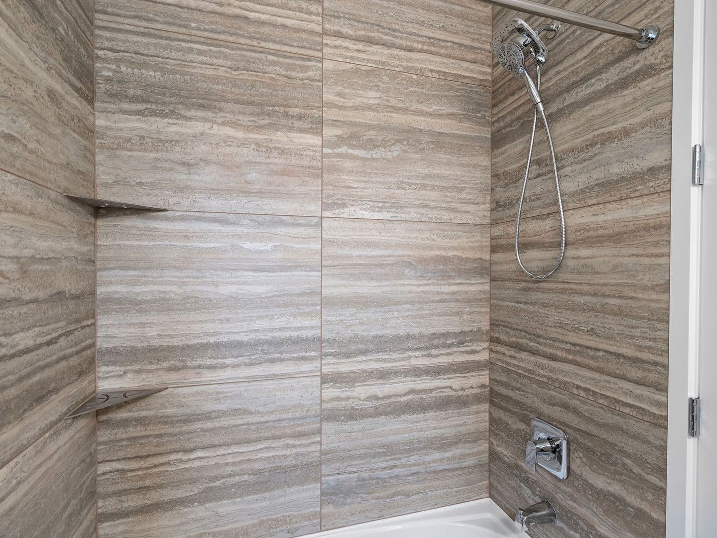 Portland Apartment: 4578-4590 SE Carlton Street