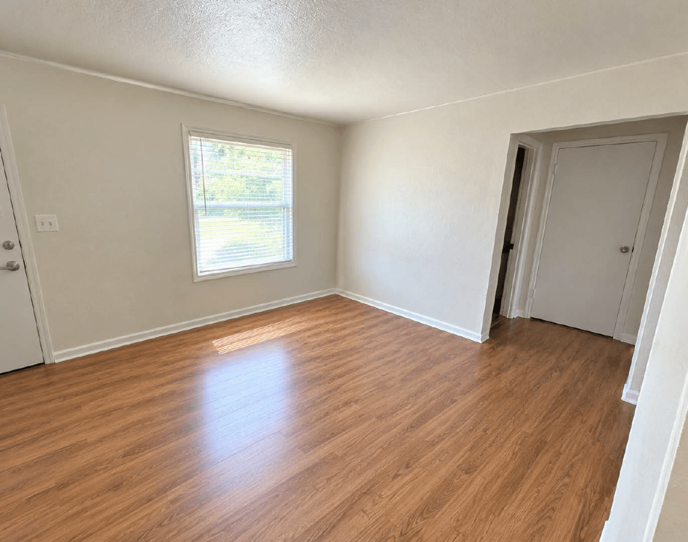 Portland Apartment: 5104-5132 SE Clinton Street