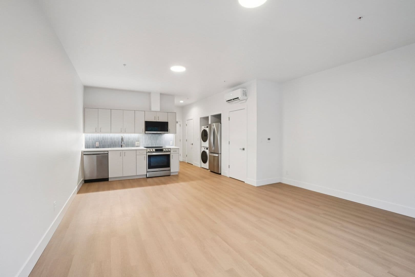 Beaverton Apartment: 4920 SW Pacific Ave