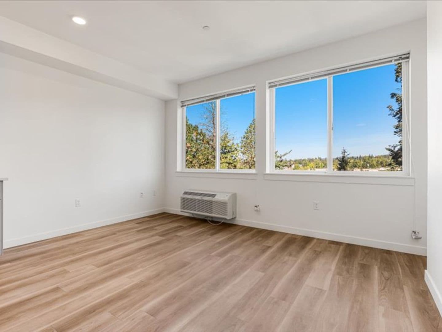 Tigard Apartment: 7440 SW Hermoso Way