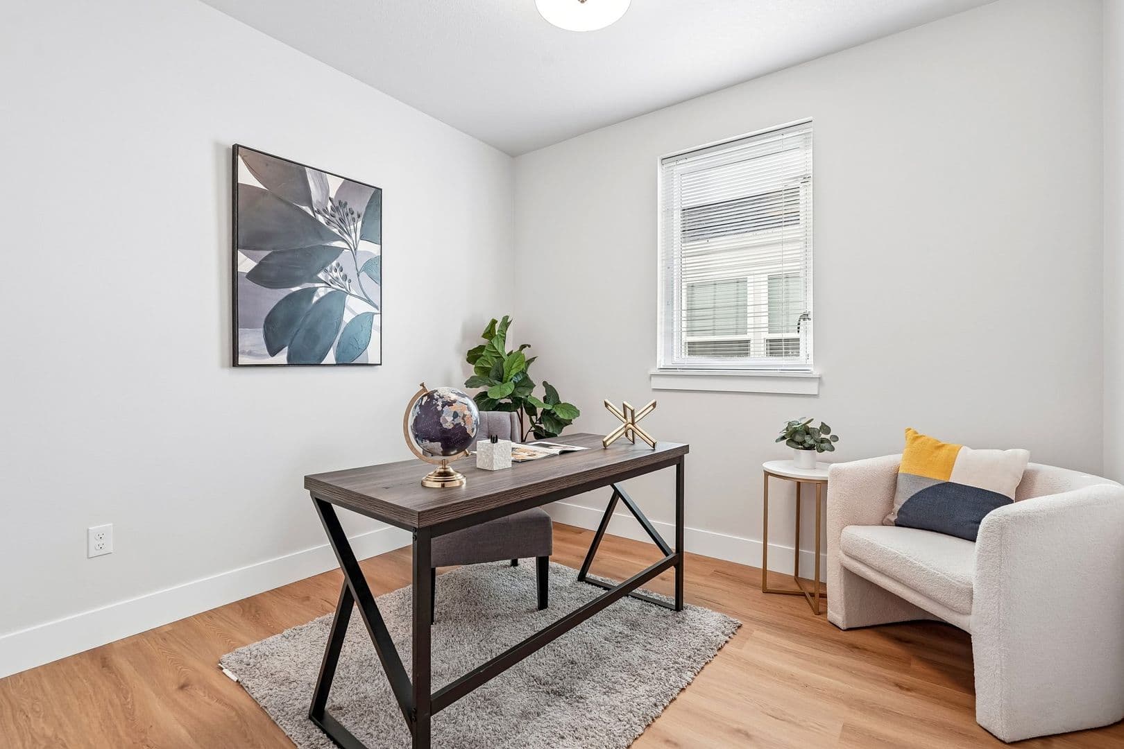 Portland Apartment: 4381 NE Prescott Street