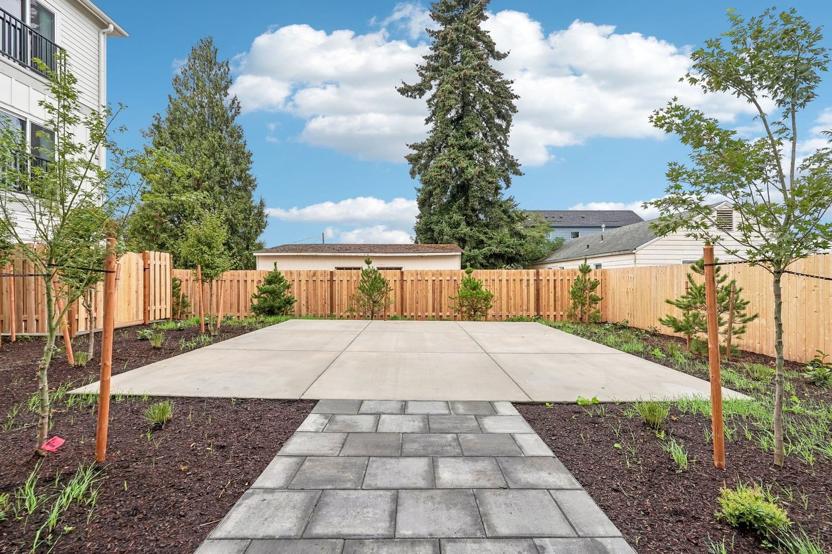 Portland Apartment: 4381 NE Prescott Street