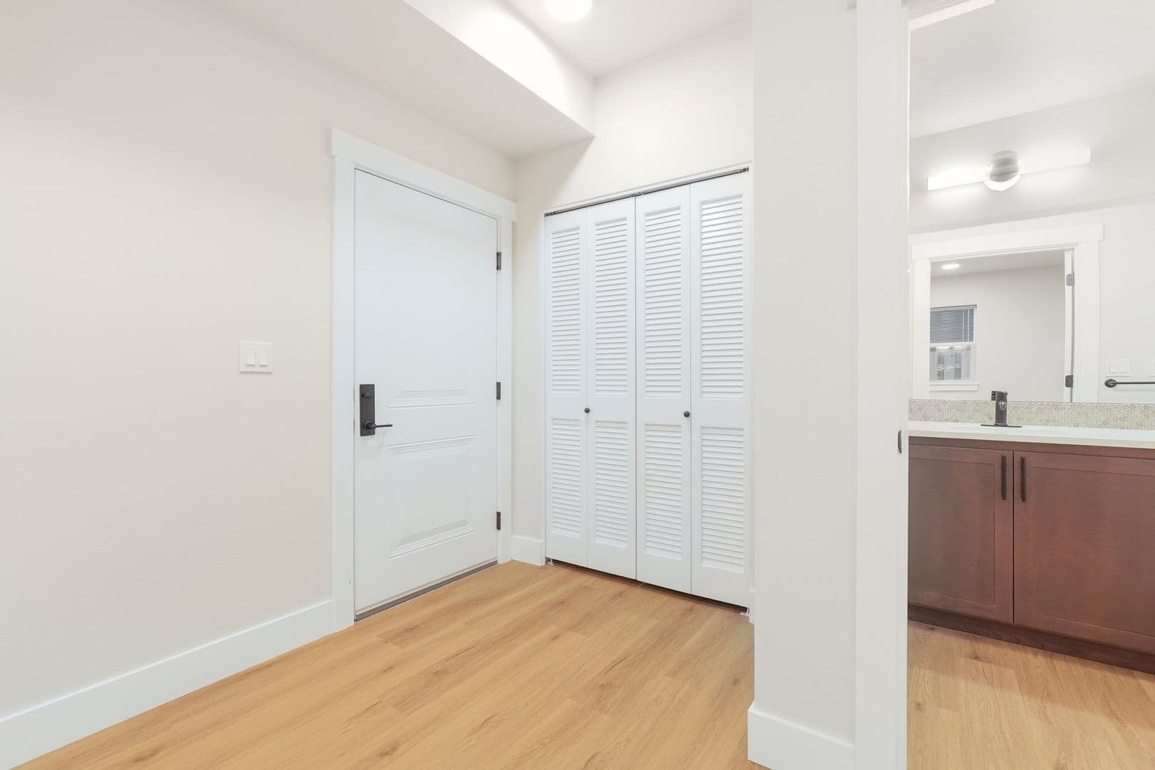 Portland Apartment: 4381 NE Prescott Street