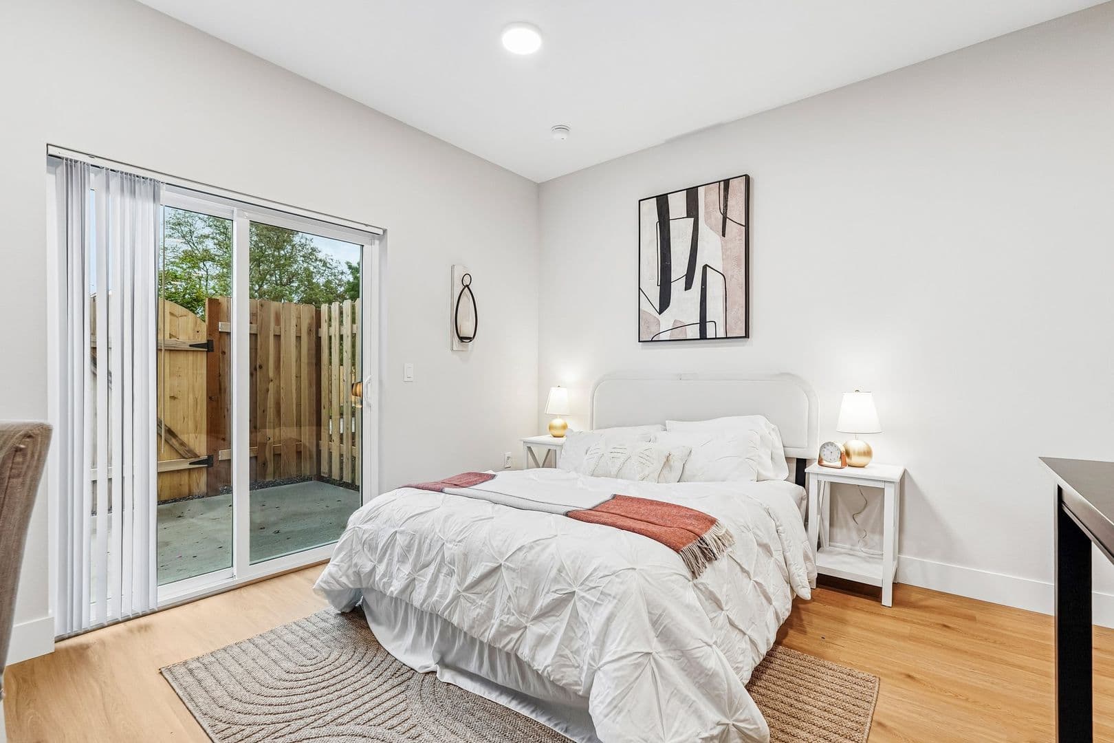 Portland Apartment: 4381 NE Prescott Street