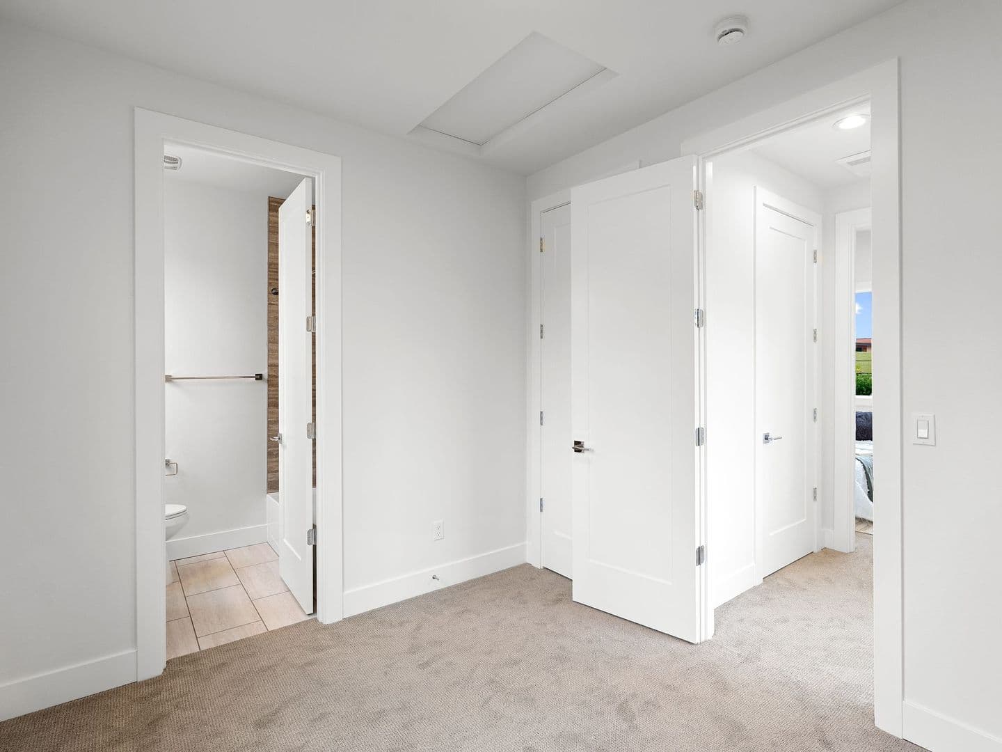 Portland Apartment: 4578-4590 SE Carlton Street