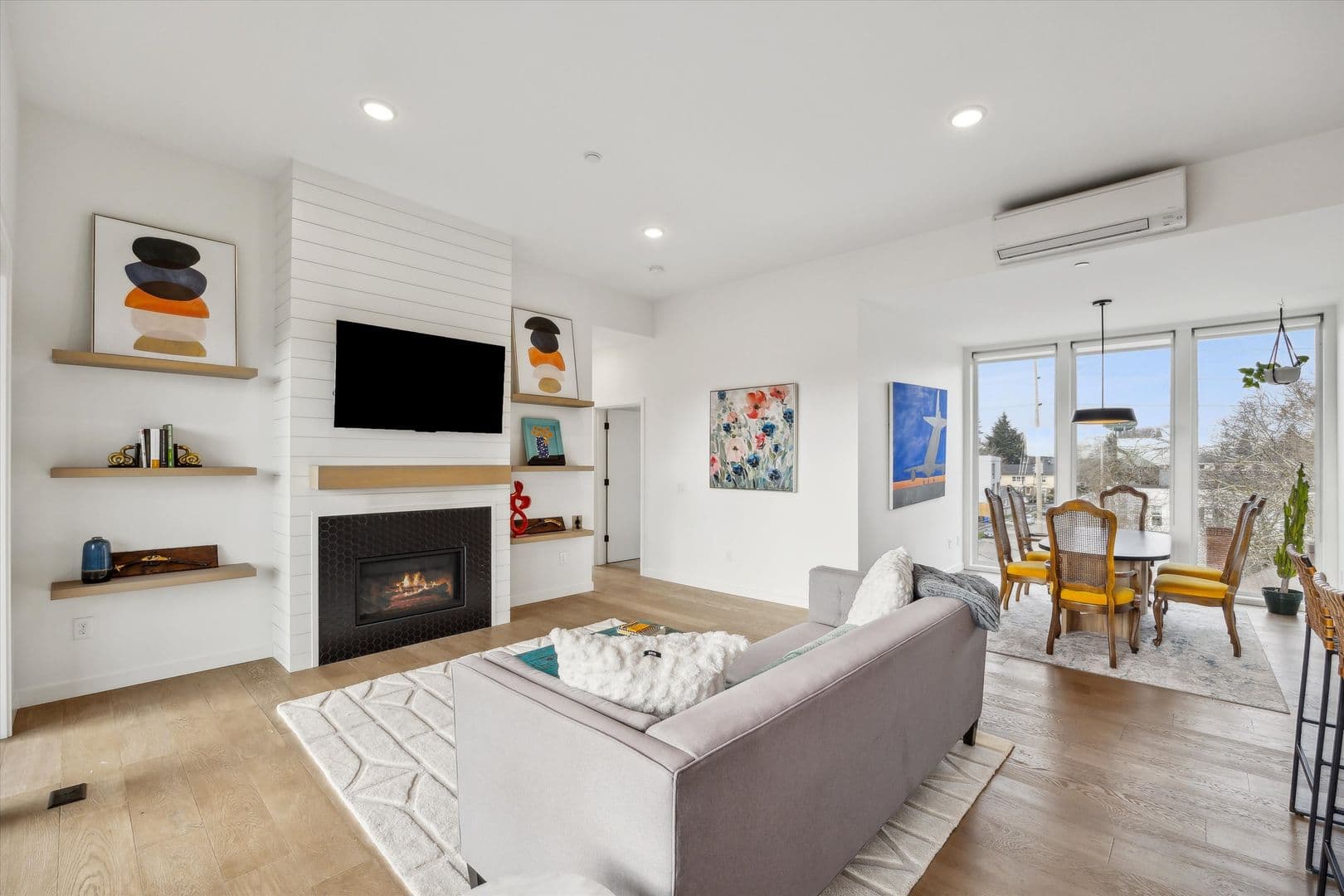 Portland Apartment: 1375 N. Wygant Street