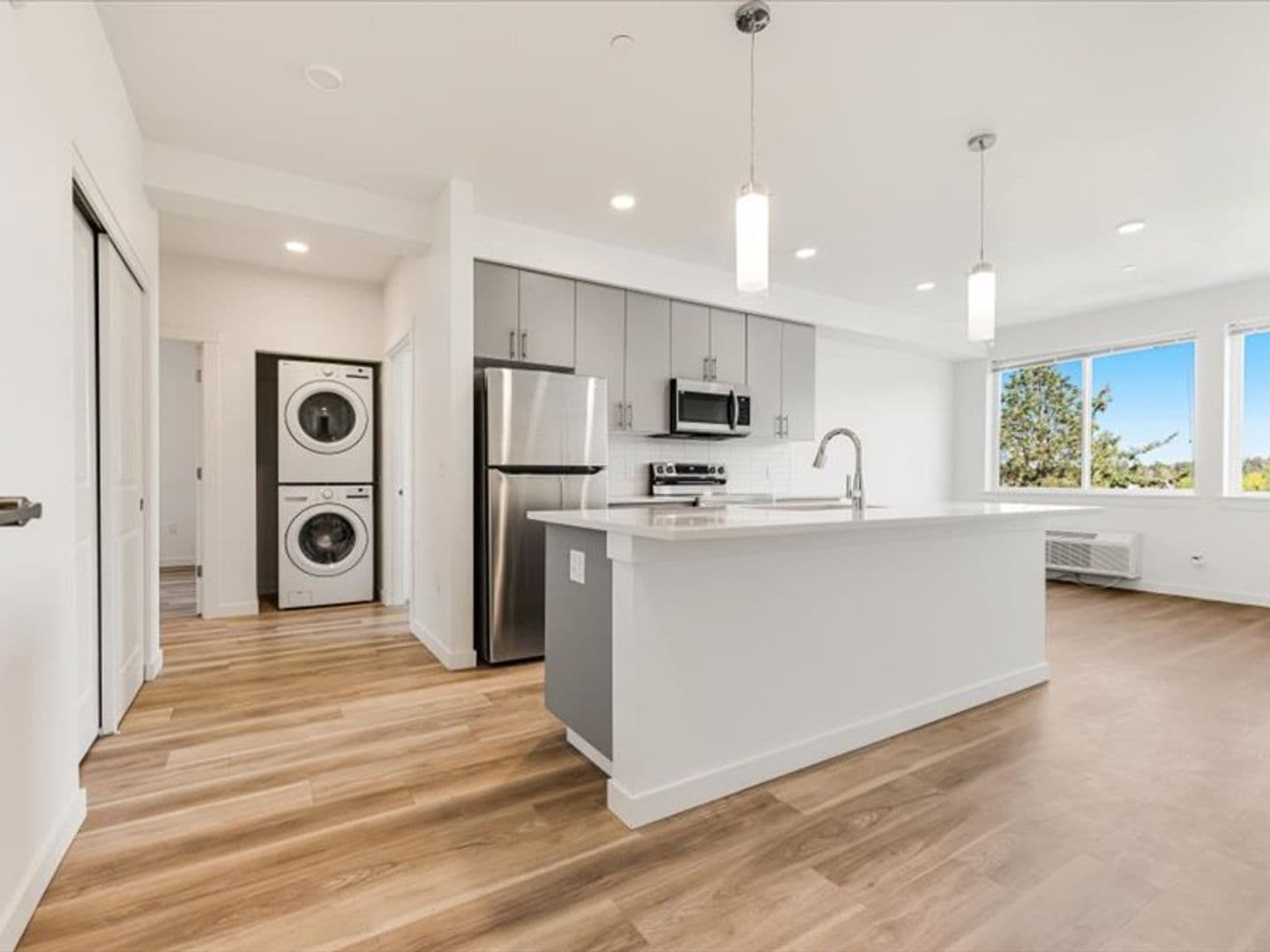 Tigard Apartment: 7440 SW Hermoso Way
