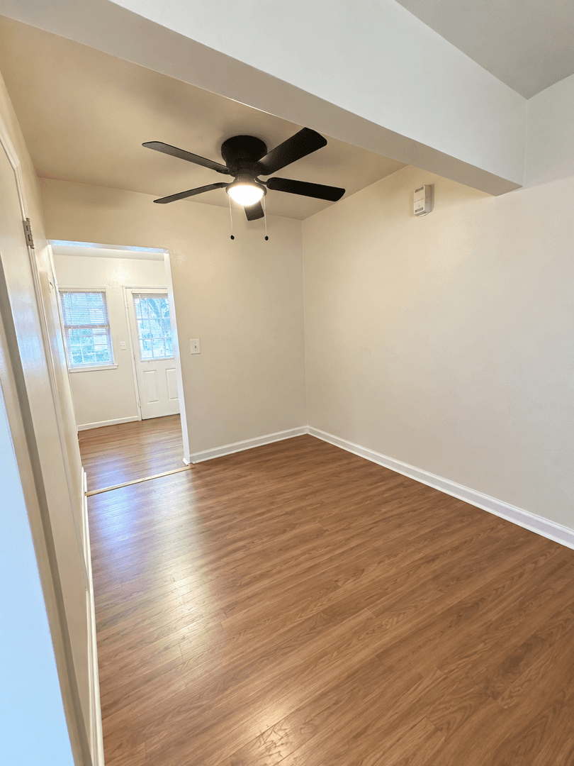 Portland Apartment: 5104-5132 SE Clinton Street