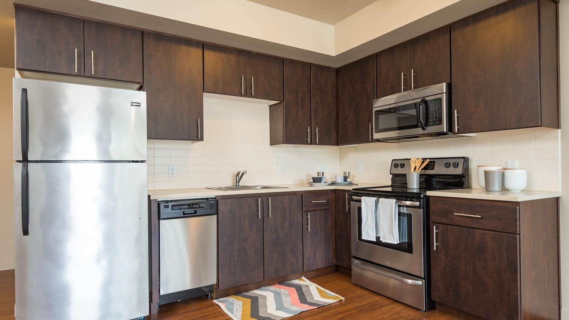 Portland Apartment: 4429 NE Fremont St