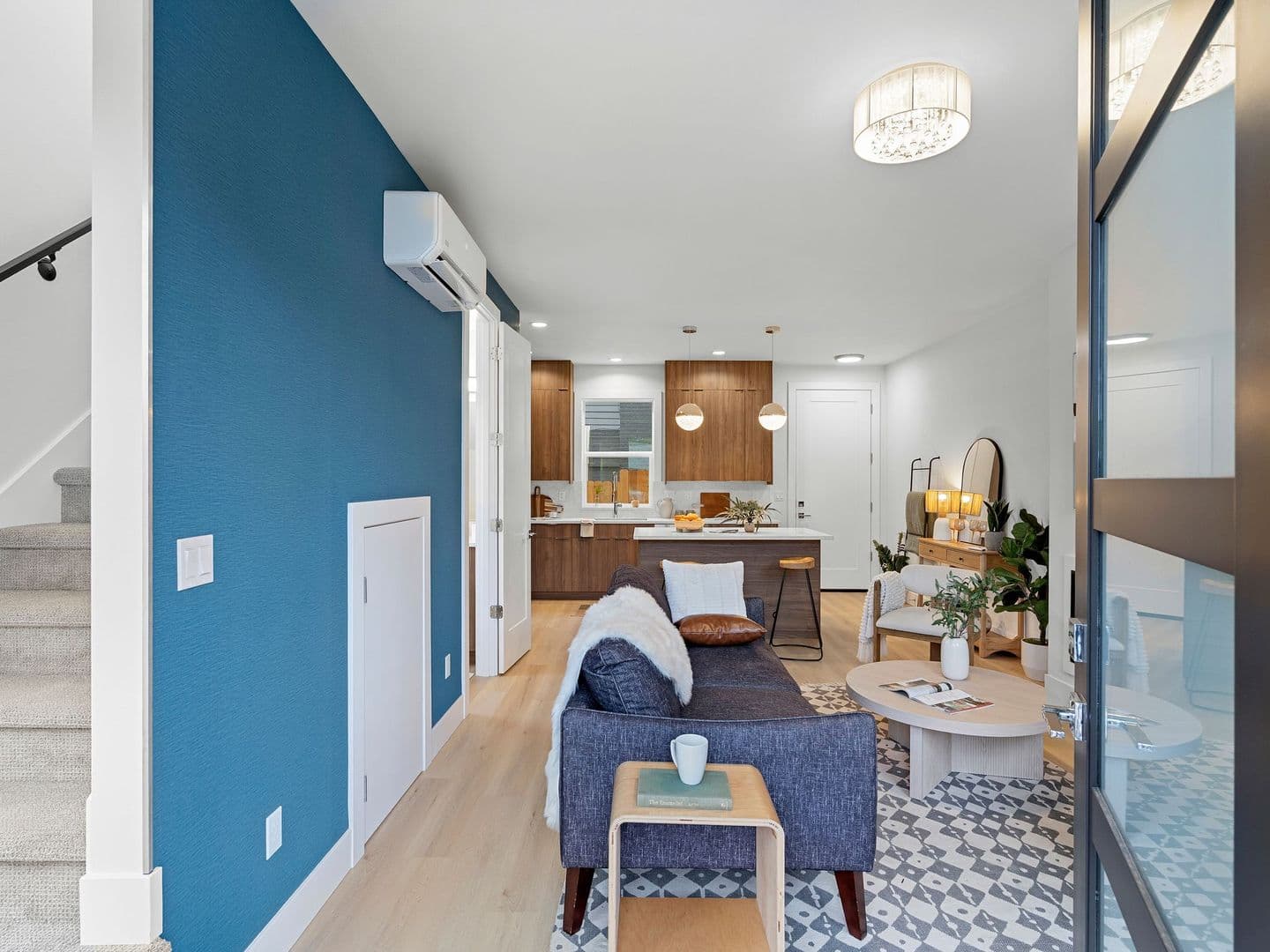 Portland Apartment: 4578-4590 SE Carlton Street