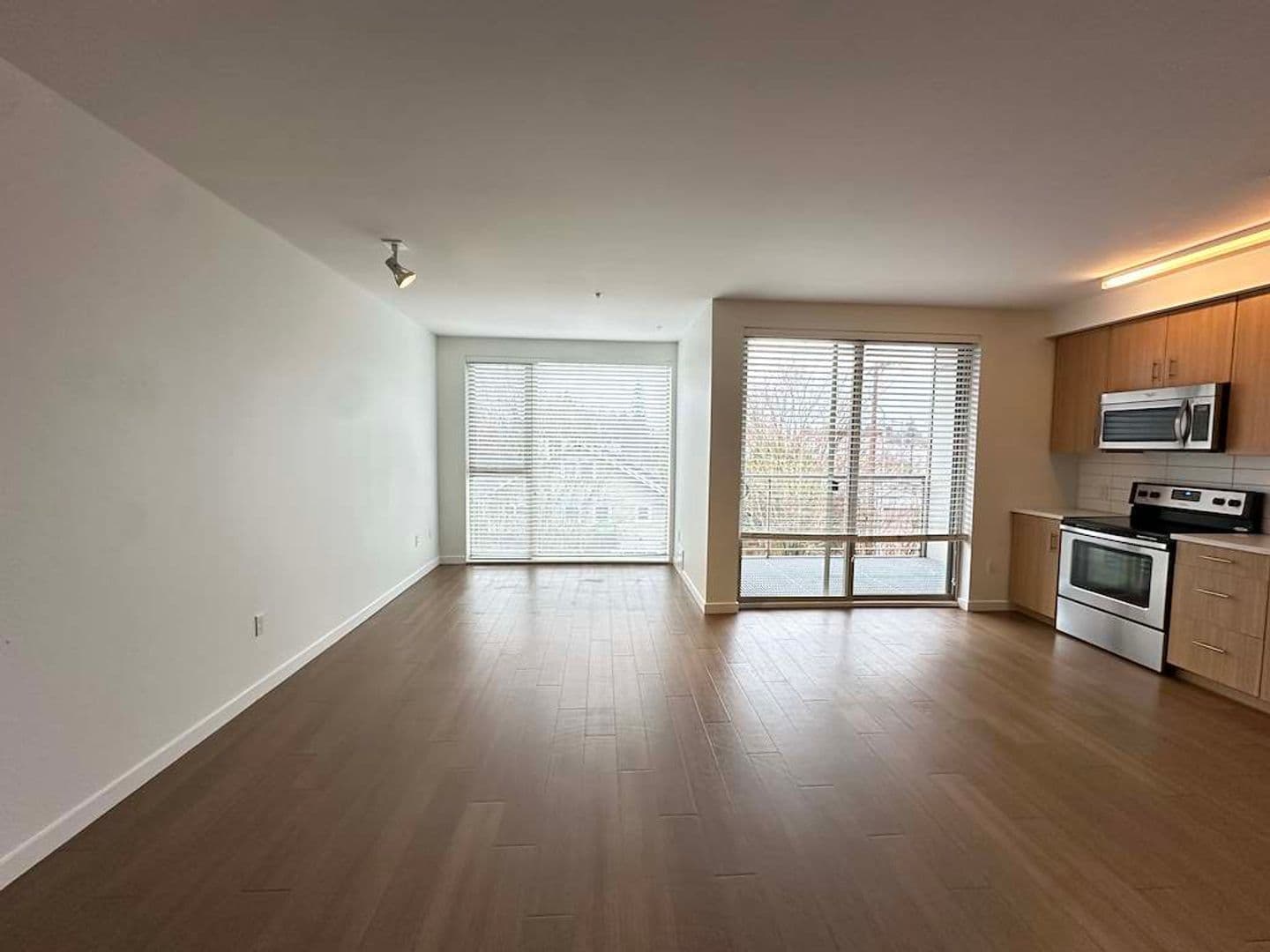 Portland Apartment: 3705 N Overlook Blvd