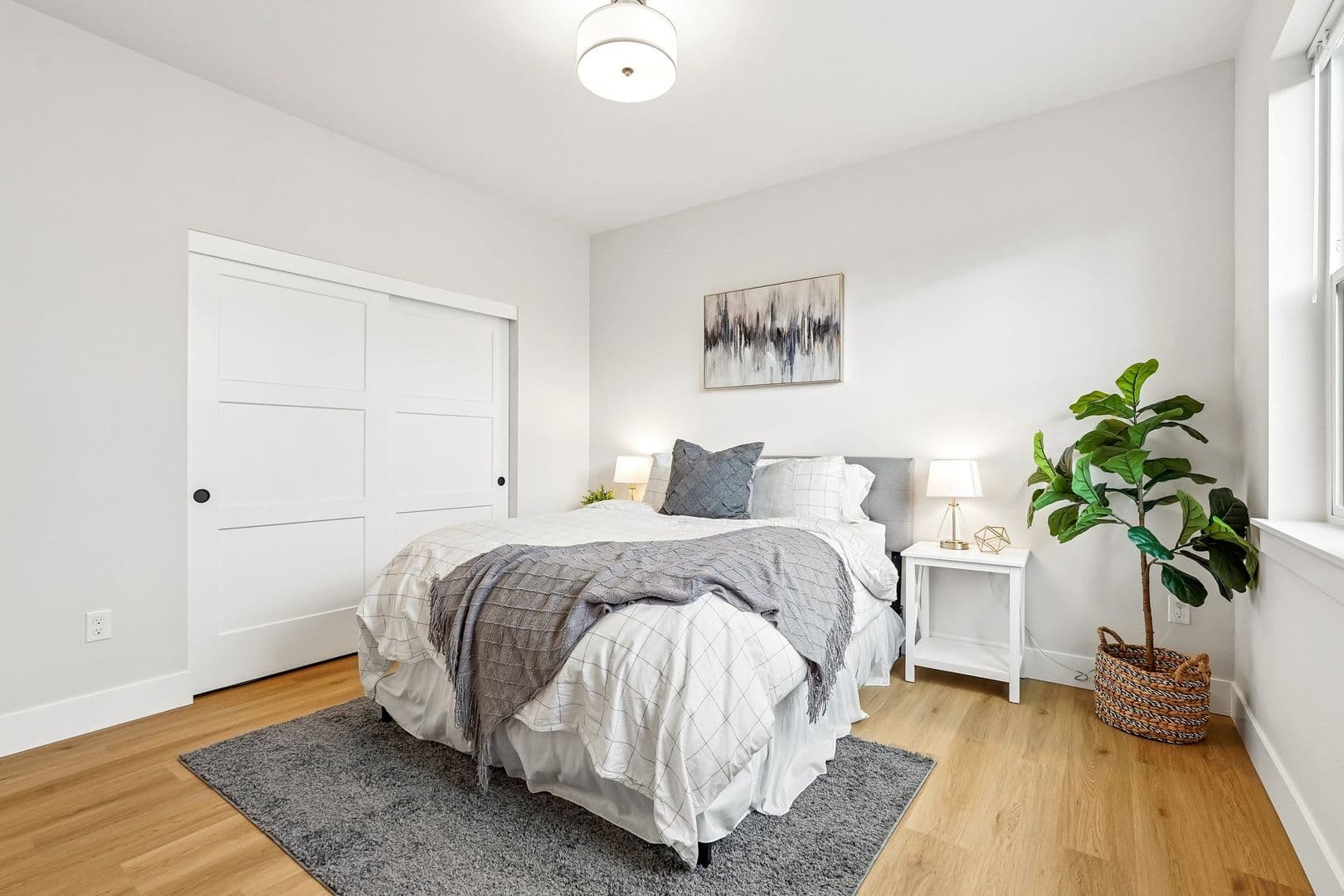 Portland Apartment: 4381 NE Prescott Street
