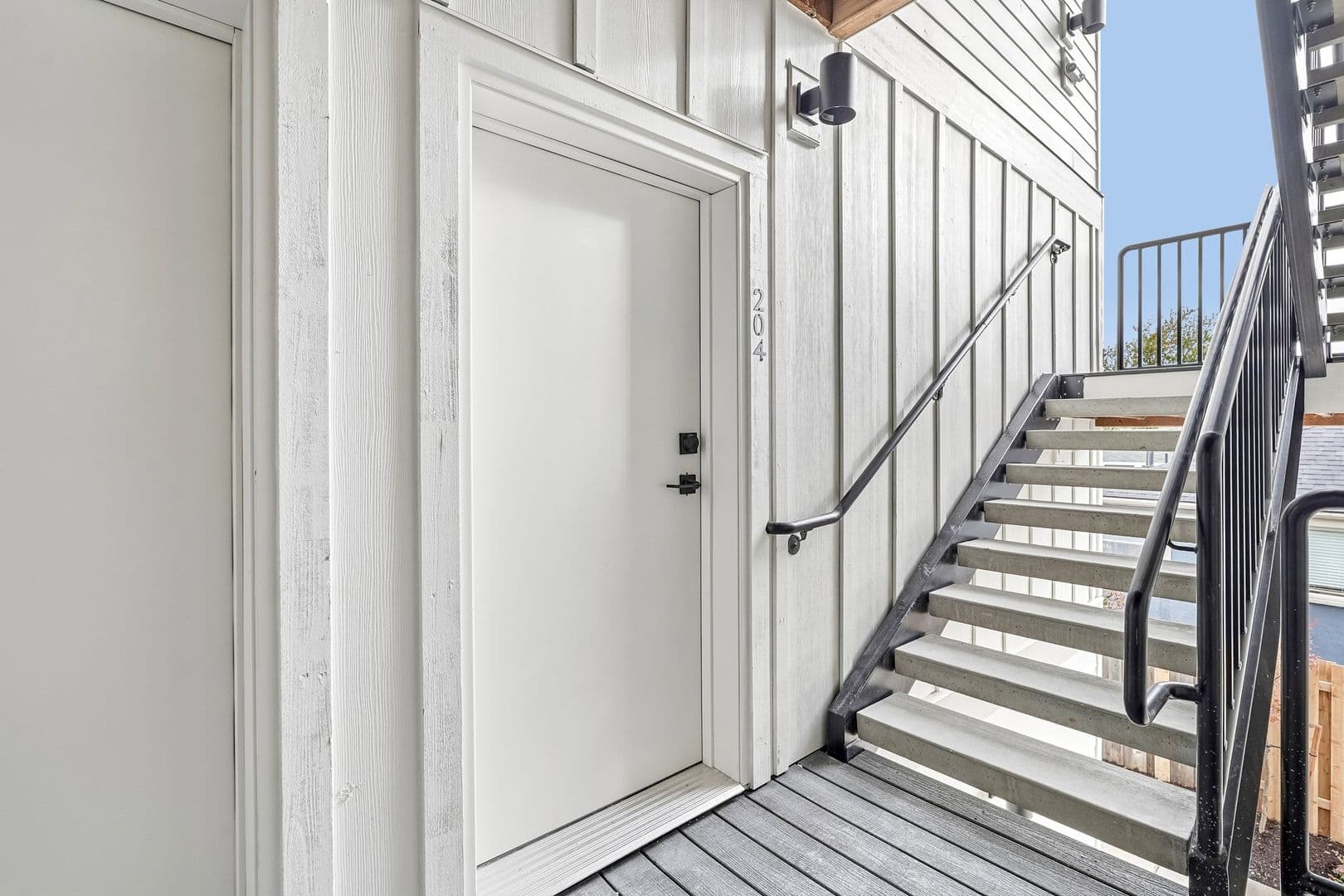 Portland Apartment: 4381 NE Prescott Street