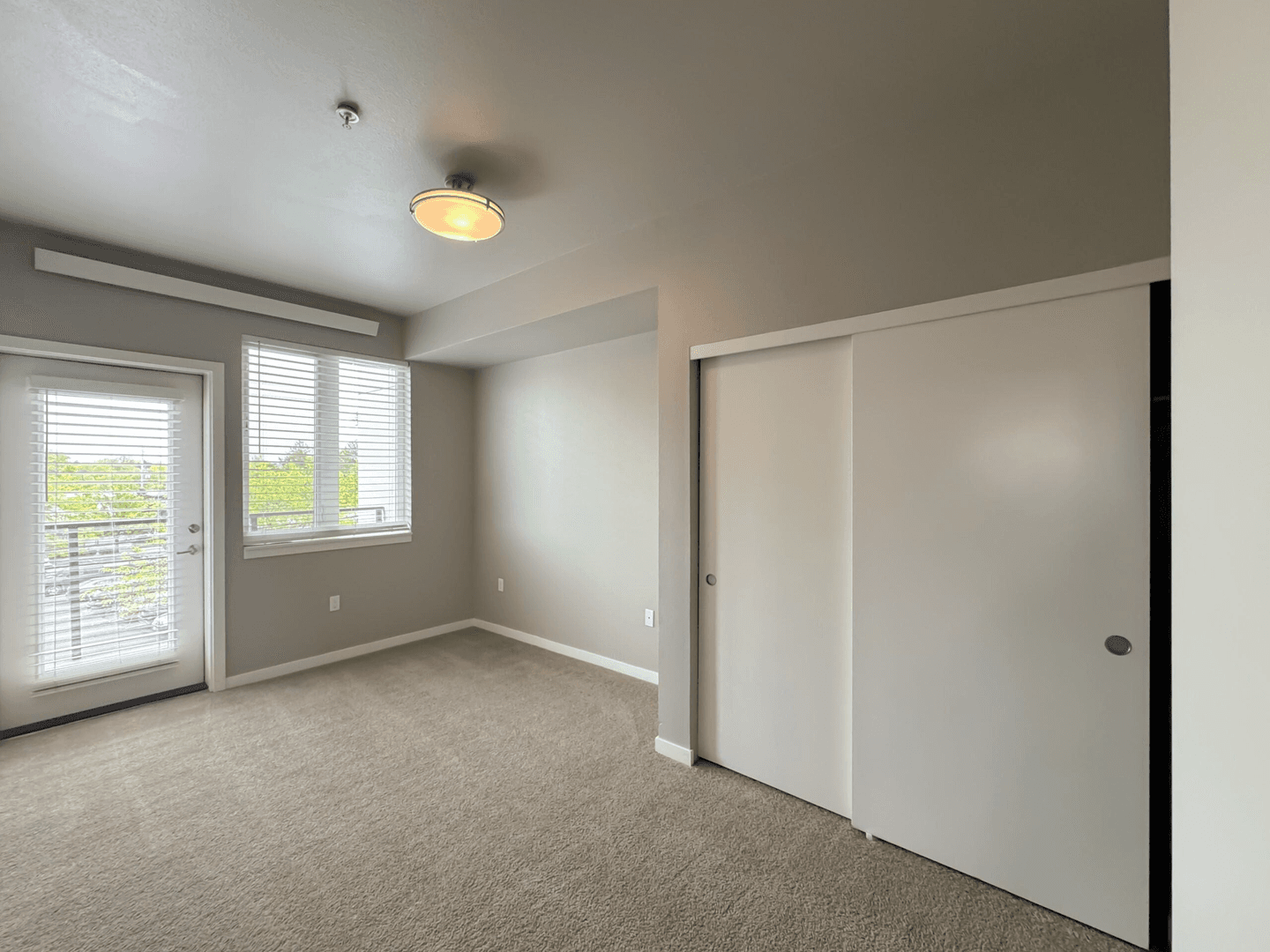 Beaverton Apartment: 4725 SW Lombard Ave