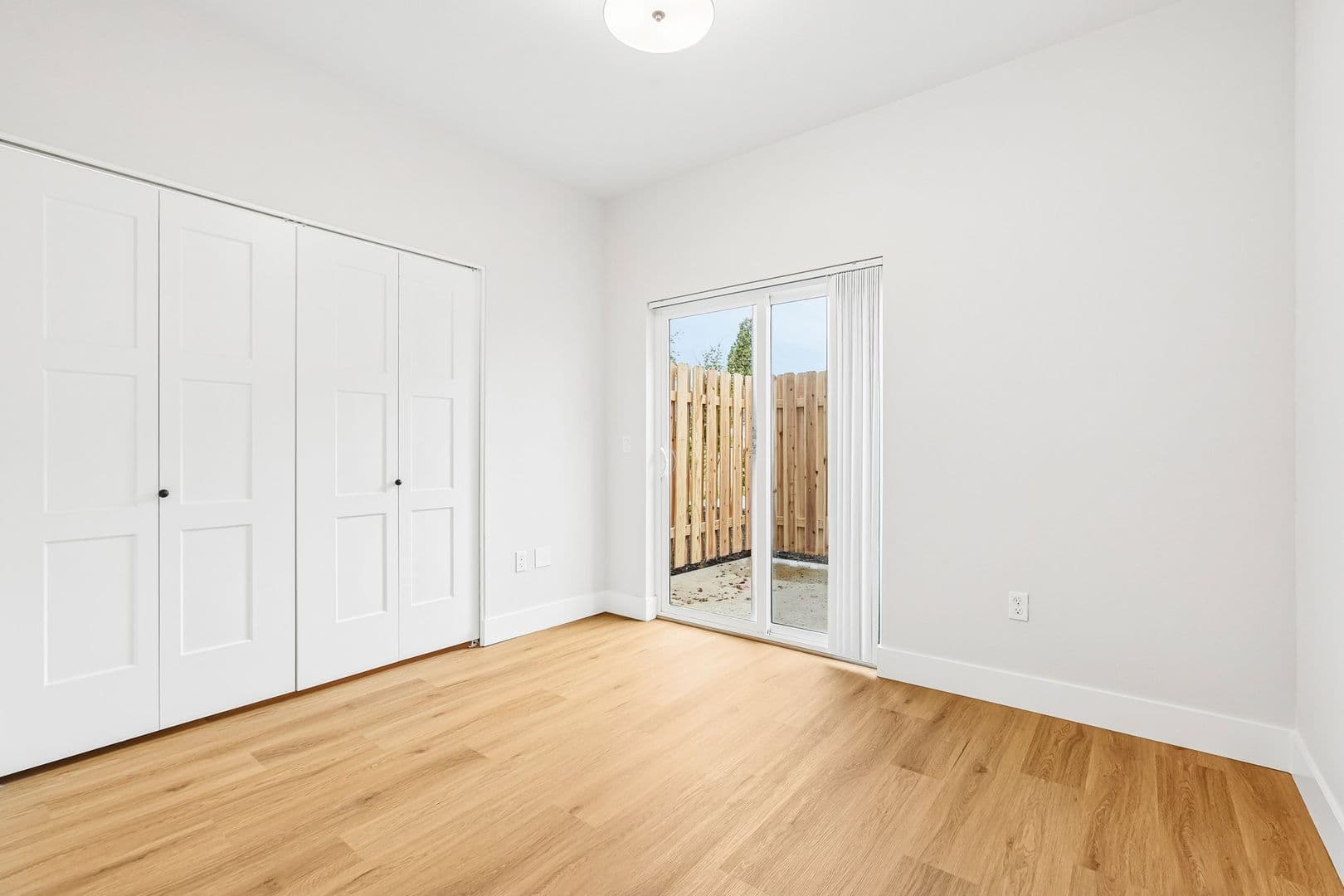 Portland Apartment: 4381 NE Prescott Street